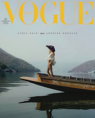 @magdabutrym featured on the cover of the June issue of @vogue.polska 

Photography Antoine Henault
Styling @ashleebarrettbourmier